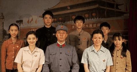 父母爱情几个孩子，父母爱情安杰家生了多少个孩子（江德福的五个儿女个个都是精英）