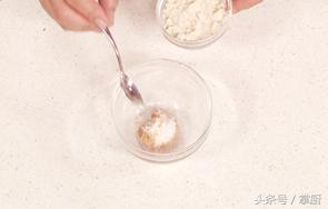 蒜茄子的制作方法，蒜泥茄子的简单做法（1次3个茄子不够吃）