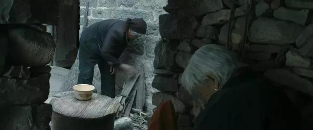 这部电影几个细节叫人细思极恐，小李子的《禁闭岛》里10个细思极恐的细节