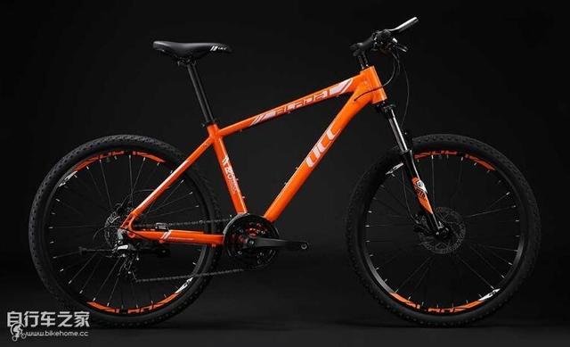 推荐一辆入门级山地车，预算1千左右，山地车该怎么选