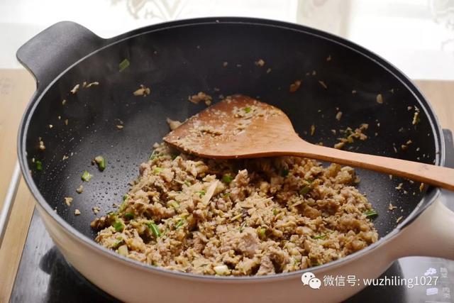 北方人最爱吃的面食做法，北方人最爱吃的面食：蒸卤面