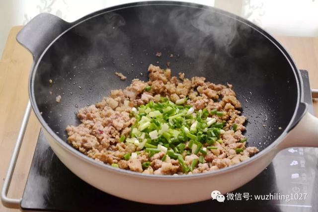 北方人最爱吃的面食做法，北方人最爱吃的面食：蒸卤面