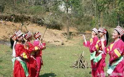 盘县彝族文化广场，盘县地坪乡彝族毕摩祭祀文化