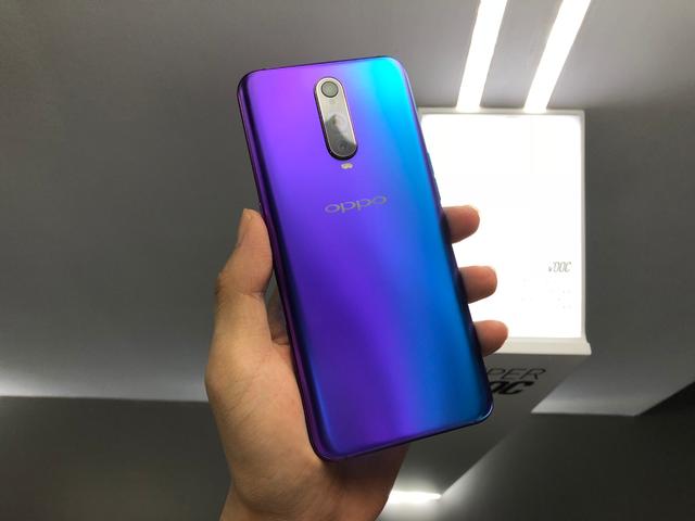 oppor17什么时候上市的，oppo手机r17简介（128GB>怎么样）