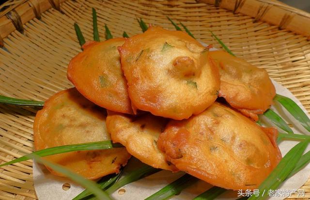 福建海蛎饼的特色美食，福建沿海的街头味道