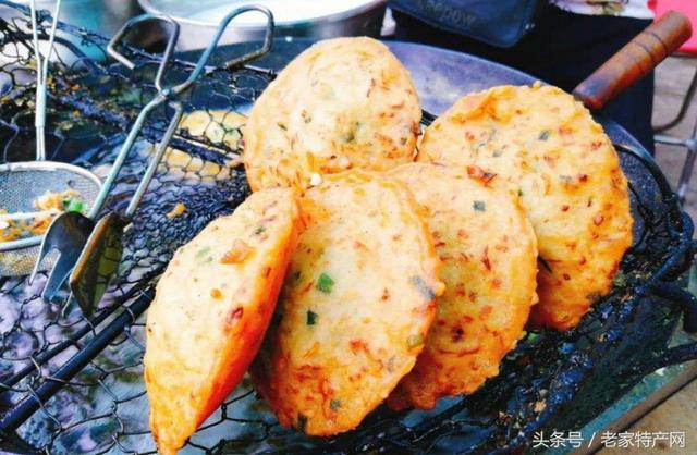 福建海蛎饼的特色美食，福建沿海的街头味道