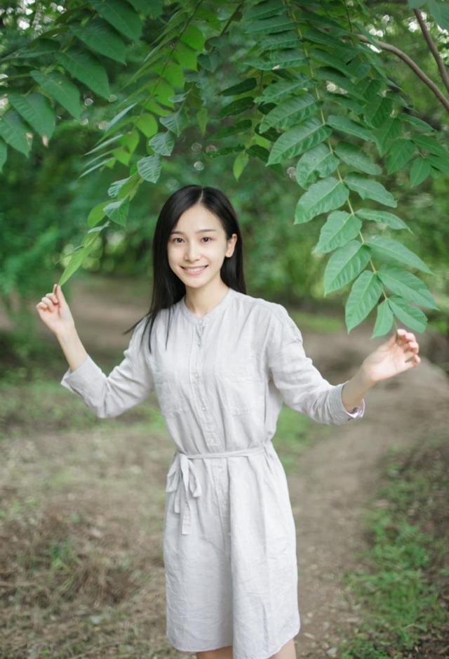 谁选的中式嫁衣最好看，最美宫女明玉令人心疼