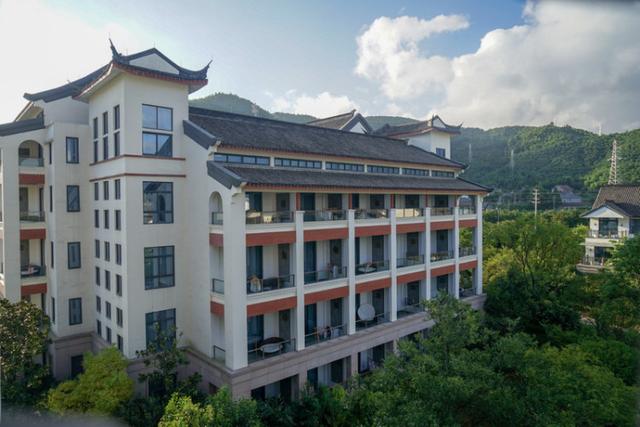 湖州的安吉有哪几个好玩的景点，湖州安吉去哪好玩