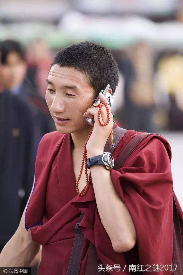 红玛瑙辟邪保平安，佩戴南红可辟邪保平安