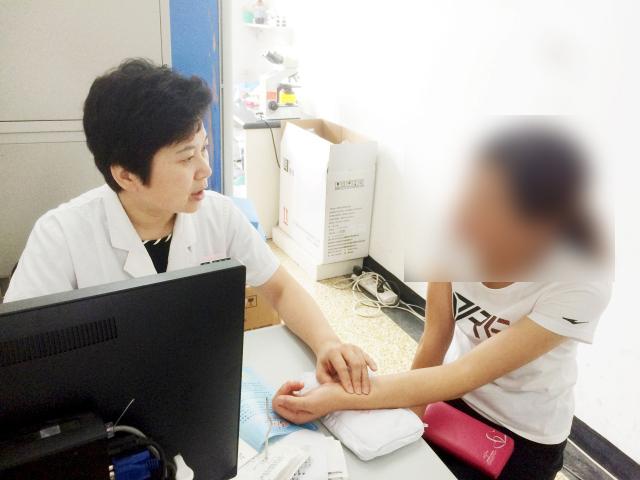 多囊卵巢综合症是很严重的疾病，关于多囊卵巢综合征