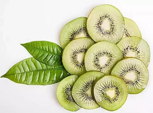 适合减脂期吃的8种水果，最减脂的水果最发胖的水果