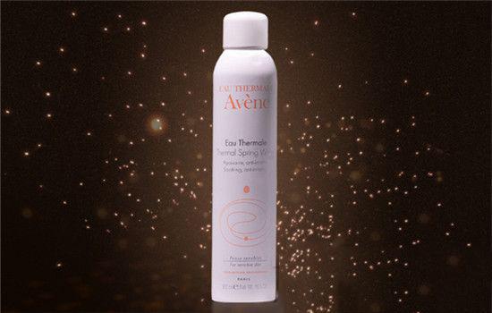 雅漾喷雾正确用法，雅漾喷雾的万能用法