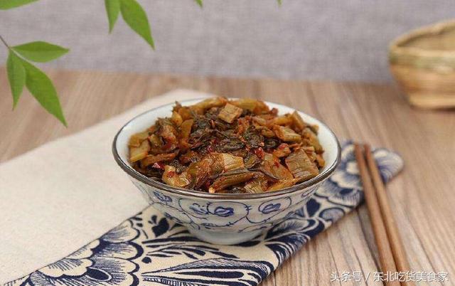 四川酸菜是什么菜，东北和四川的酸菜（四川酸菜。）