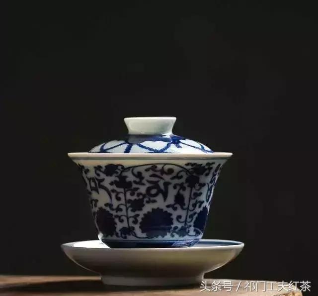 关于盖碗的基本知识，如何优雅地使用盖碗