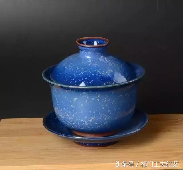 关于盖碗的基本知识，如何优雅地使用盖碗