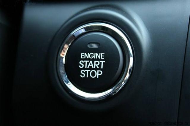 汽车一键启动正确方法，汽车一键启动的正确步骤（不小心按了一键启动会怎样）