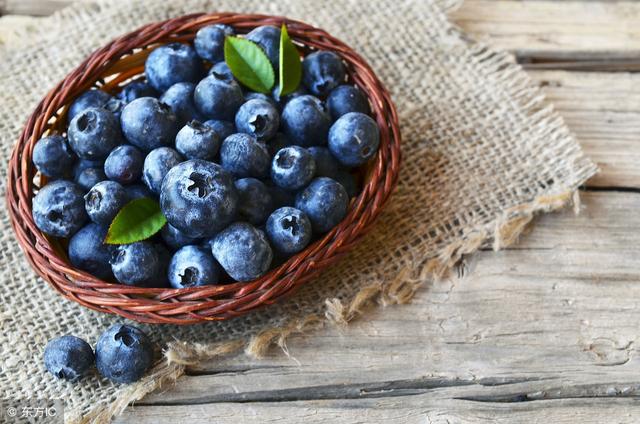 蓝莓抗氧化水果排行榜，含“花青素”食物排行榜公布