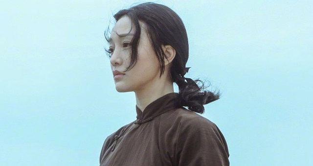 如懿传中的周迅为何总是嘴巴嘟嘟，《如懿传》中周迅的脸真的是一言难尽啊