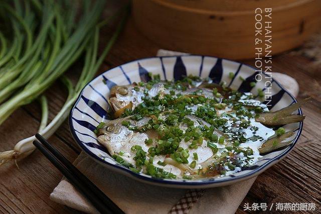 鲜银鲳鱼做法，这是银鲳鱼最嫩的吃法