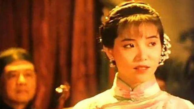 林正英僵尸片里最美的僵尸女，林正英僵尸片中那些惊鸿一瞥的女星