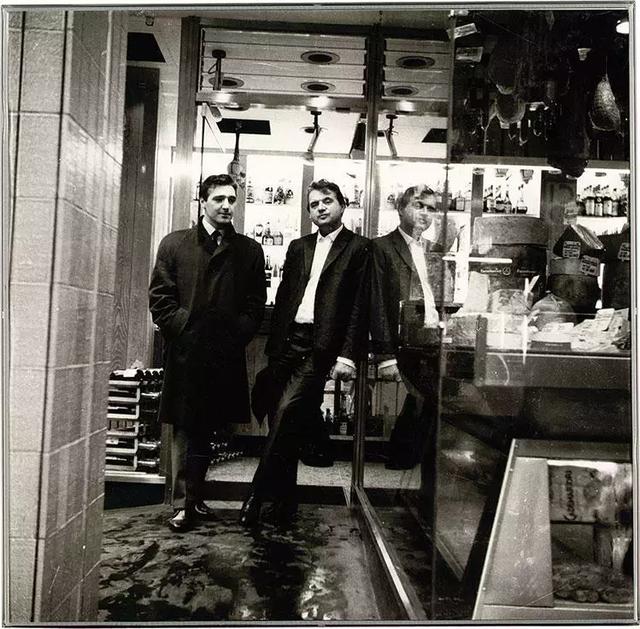 弗朗西斯培根人物简介，弗朗西斯培根一生皆混乱