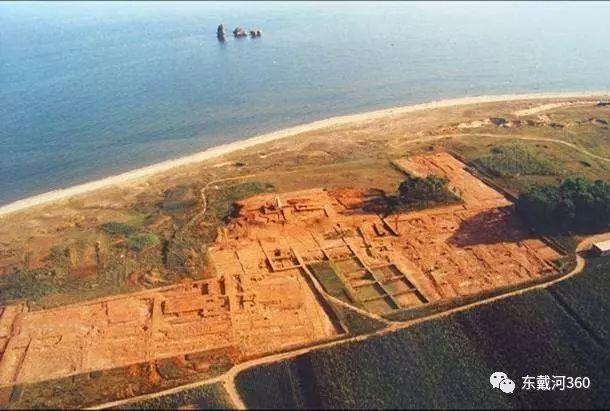 东临碣石以观沧海全诗，东戴河碣石