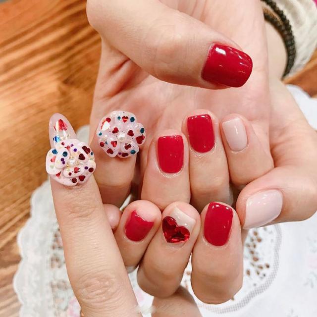 短款温柔系美甲，纯色系温柔美甲