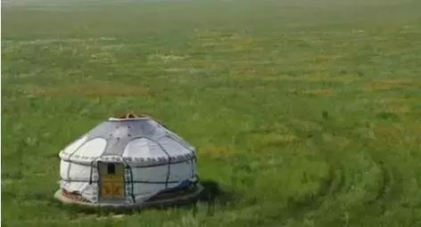 内蒙古可以随便搭蒙古包吗，你一定要住一次蒙古包