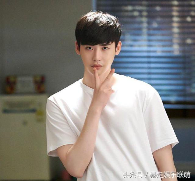 李钟硕什么时候可以服兵役，即将入伍的李钟硕