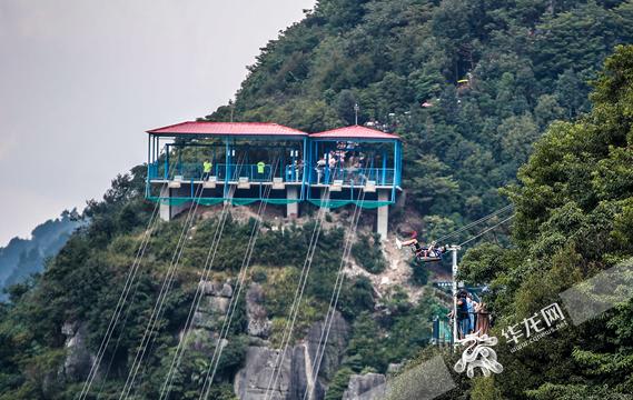 重庆万盛旅游景点有哪些好玩的，重庆旅游打卡必去景点