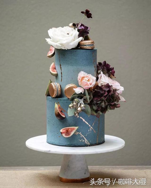 超级好吃的重磅芝士蛋糕入口即化，入口即化的冰牛奶芝士蛋糕