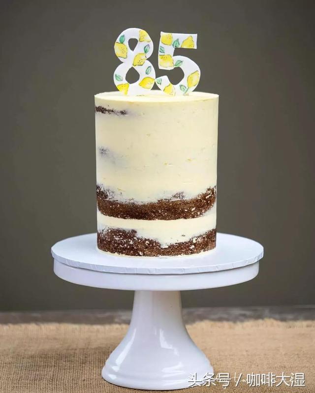 超级好吃的重磅芝士蛋糕入口即化，入口即化的冰牛奶芝士蛋糕