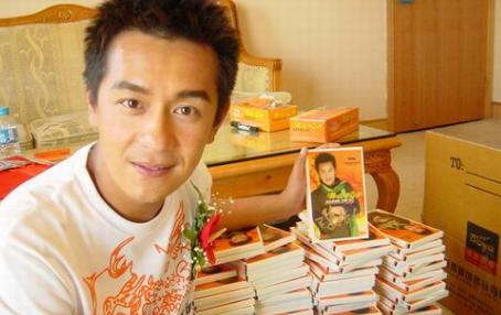 张卫健和陈浩民版本的孙悟空对比，两个最帅气的齐天大圣