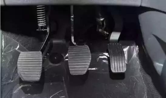 驾考科目三加减档动作要领，科目三中加减档详细操作与注意事项