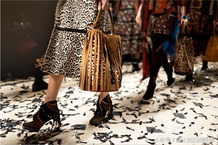 轻奢女包品牌排行，轻奢女包 排行榜