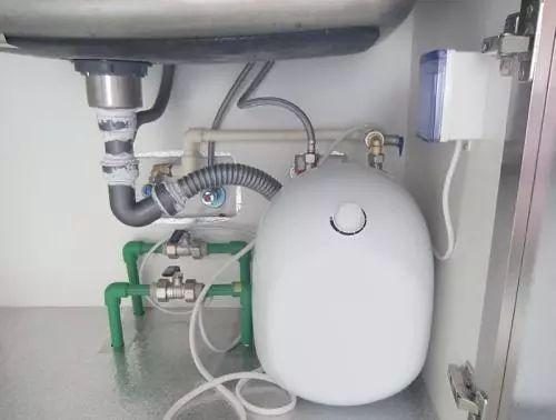 小厨宝和即热水龙头哪个实用，小厨宝和即热水龙头哪种实用