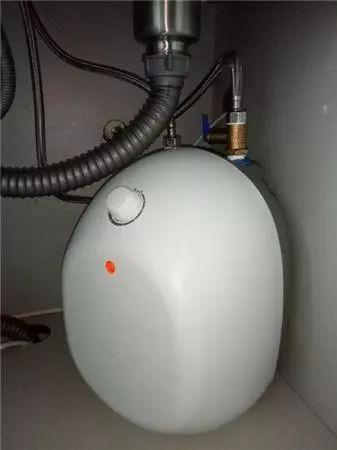 小厨宝和即热水龙头哪个实用，小厨宝和即热水龙头哪种实用