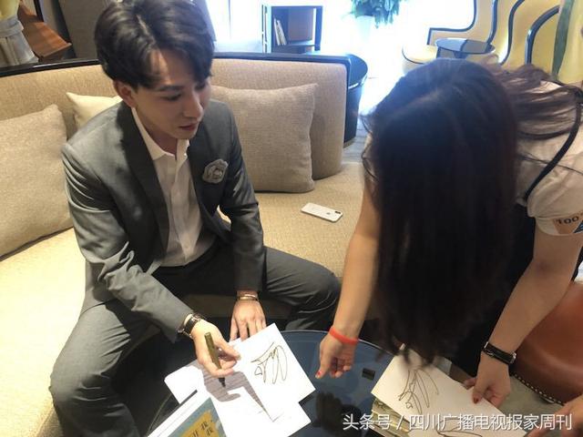 沈肯尼携离开我，沈肯尼单亲