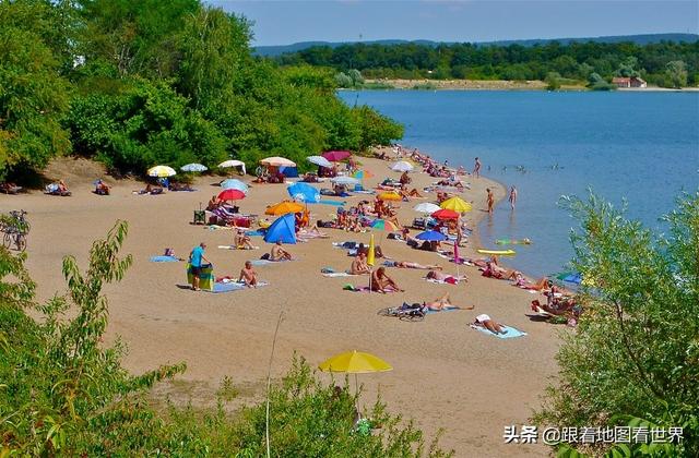 全裸泡温泉没问题！半裸运动绝对不行？日本的潜规则让外国人蒙圈