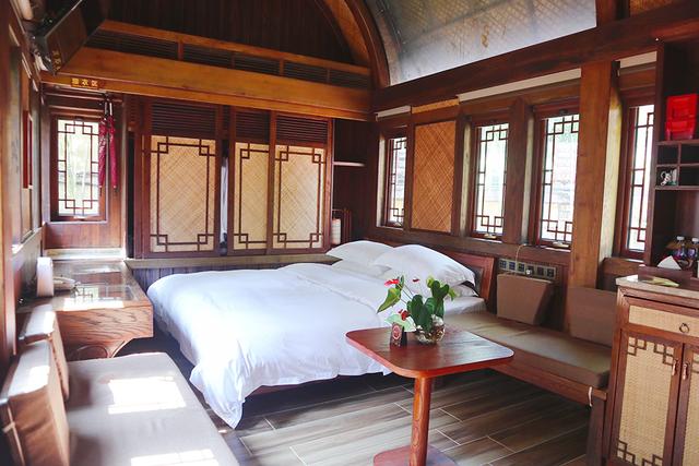 长鹿旅游休博园，长鹿旅游度假村攻略（吃喝玩乐就在长鹿旅游休博园）