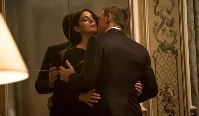 好莱坞经典电影，好莱坞十部经典电影排名（19部打死都不删的好莱坞式经典动作片）