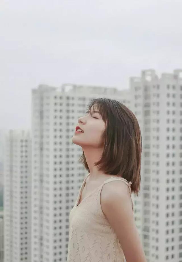 晚安话语180930：清晨的粥比深夜的酒好喝，骗你的人比爱你人的人会说