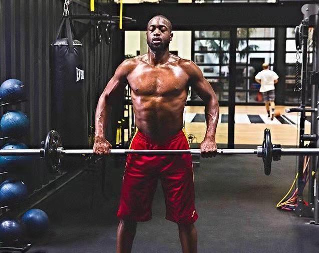 韦德评价哈登的反应，联盟不纹身球员大起底