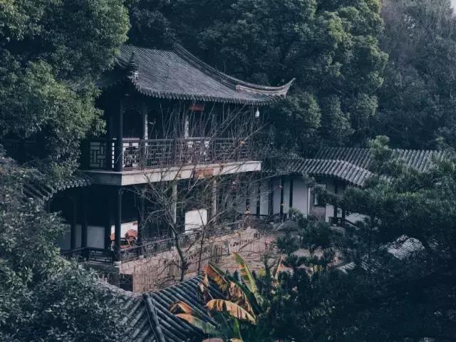 晚安说说181004：我想你一定很忙，所以你只看前三个字就好
