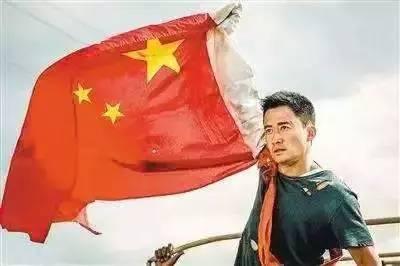 爱国的电影有哪些，十部必看的爱国电影（8部优秀影片推荐给全国中小学生）