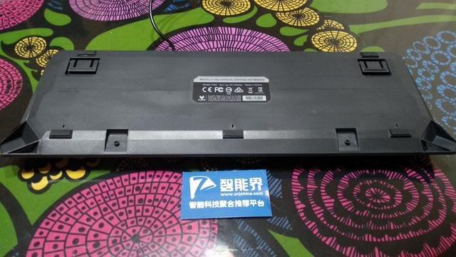 白机械键盘推荐，年末9把千元内机械键盘推荐