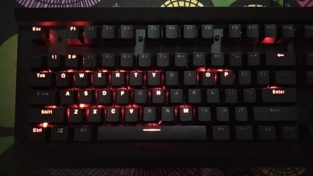 白机械键盘推荐，年末9把千元内机械键盘推荐