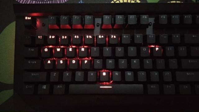 白机械键盘推荐，年末9把千元内机械键盘推荐