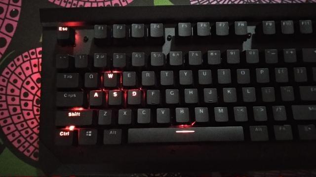 白机械键盘推荐，年末9把千元内机械键盘推荐