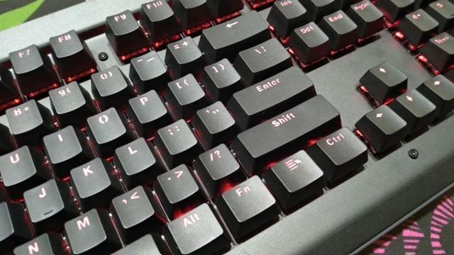 白机械键盘推荐，年末9把千元内机械键盘推荐